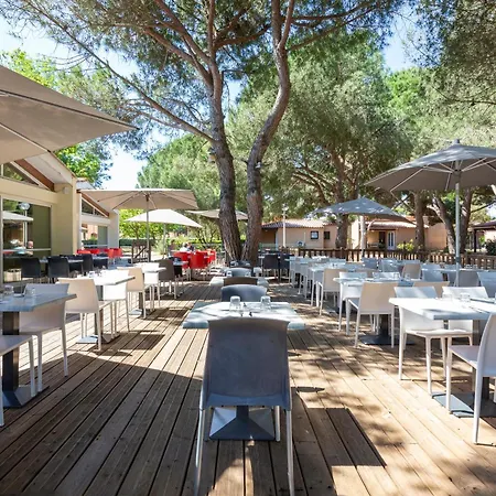 Sowell Family Cap D'agde 4*