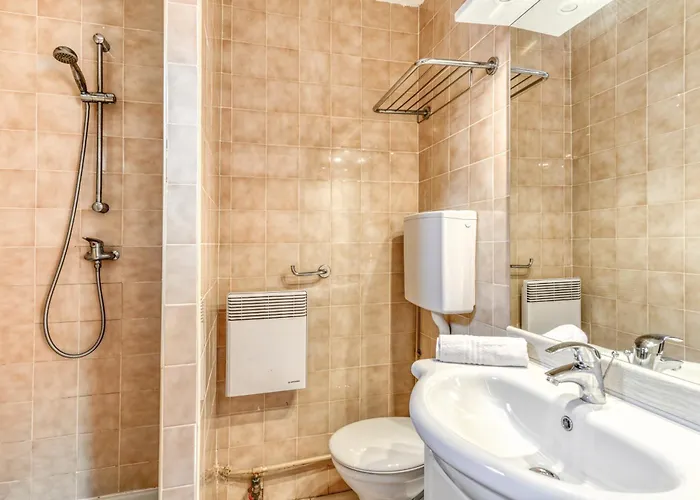 Sowell Family Cap D'agde 4*