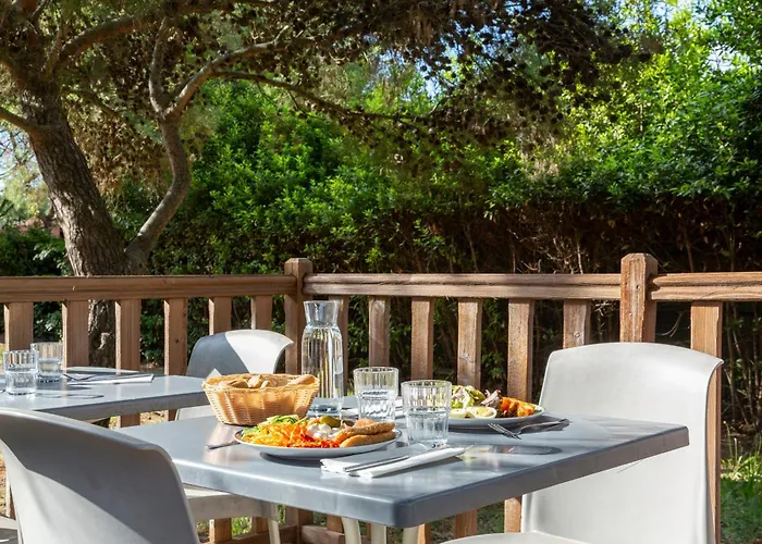 Sowell Family Cap D'agde 4* Agde