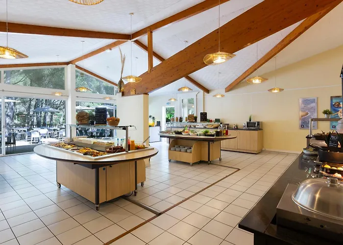 Sowell Family Cap D'agde 4* Agde